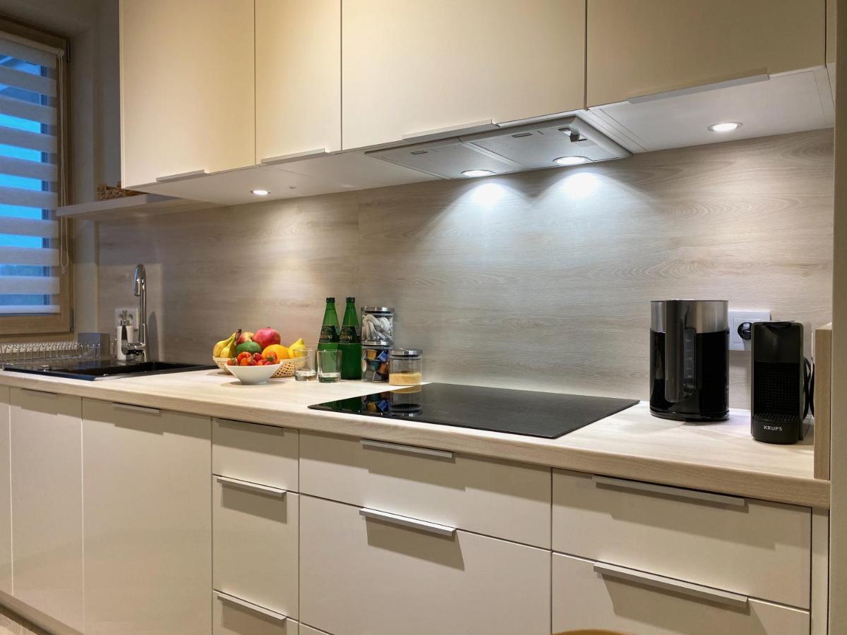 Apartamenty Park Мєлно Екстер'єр фото